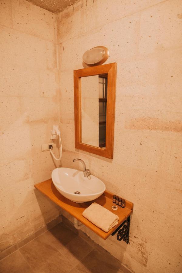 Cappadocia Eagle Cave Inn Невшехир Екстериор снимка